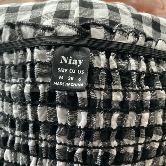Niay - Picture 4 of 4
